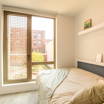 Classic En Suite - Image 1